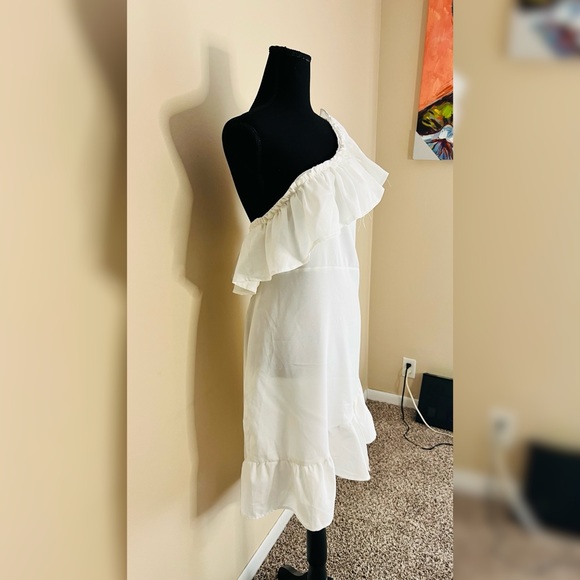 one shoulder dress - Picture 2 of 2